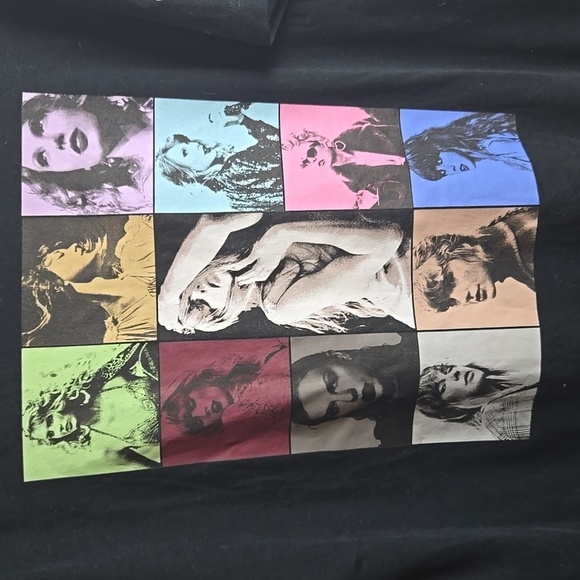 Taylor Swift The Eras Tour T-Shirt Official Concert Cities 2023-2024-Size Medium - Picture 4 of 12